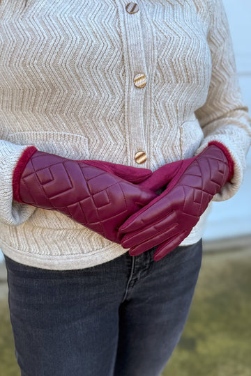Burgundy Diamond Quilted Faux Fur Glove
